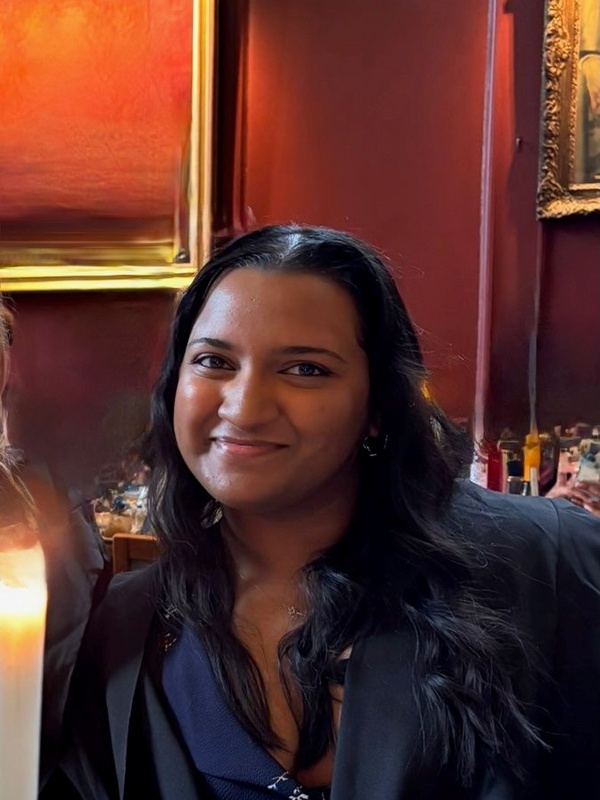  Easha Vigneswaran